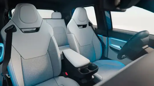 Слишком сложный: первый отечественный электромобиль не могут собрать