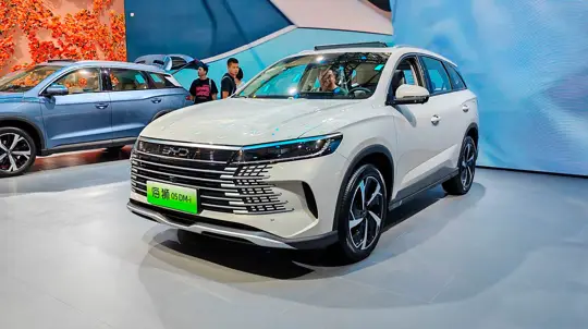 Премьера нового BYD Seagull 05 DM-i: электрический пробег 115 км и впечатляющий дизайн