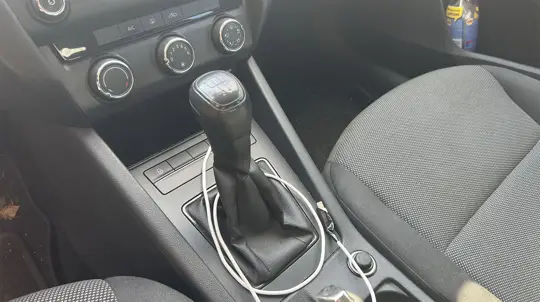 Механики будут рады, если вы так переключаете передачи: раскрыты секреты работы с КПП