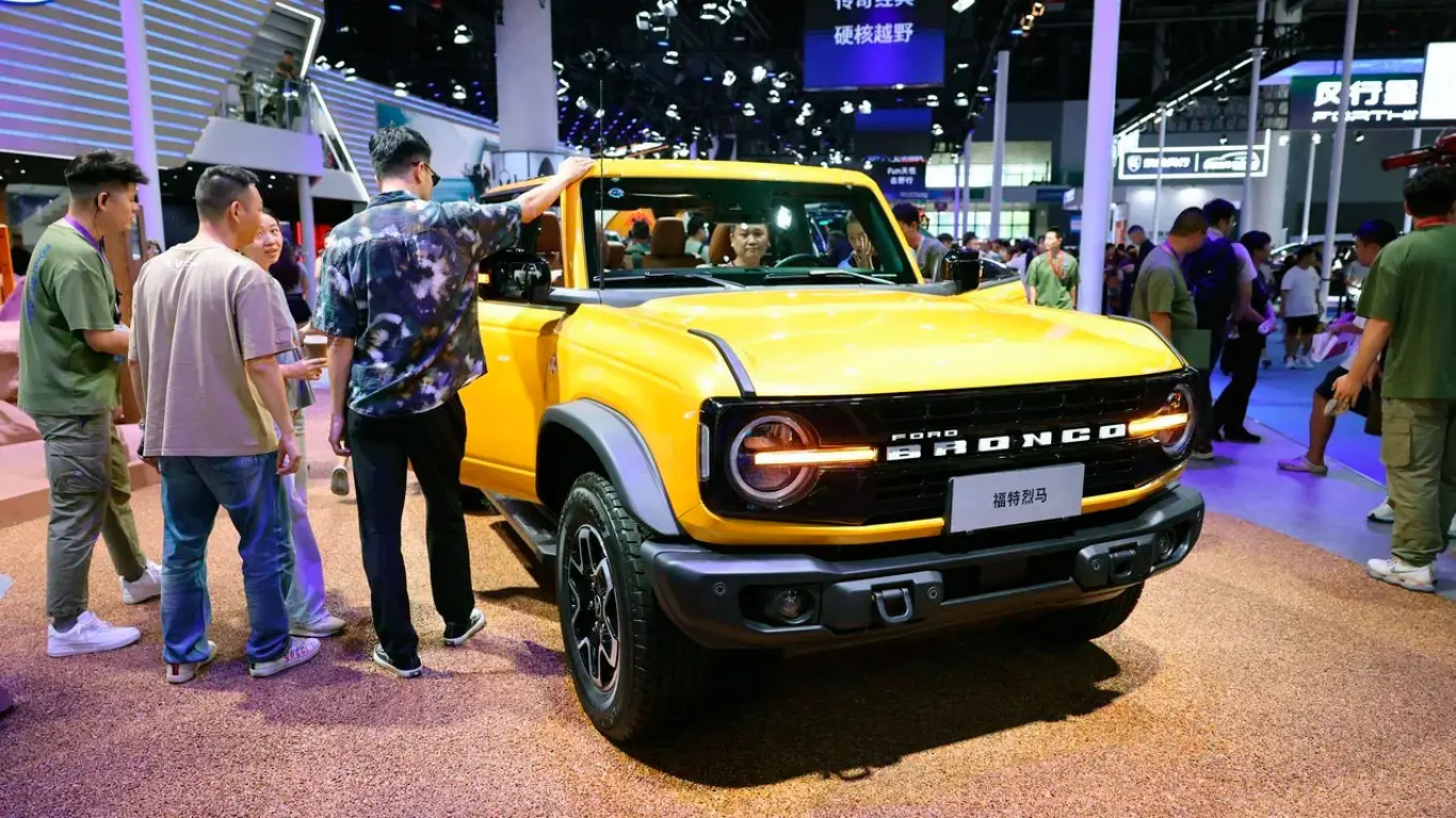 Toyota или Bronco? Ford готов заплатить за смену предпочтений
