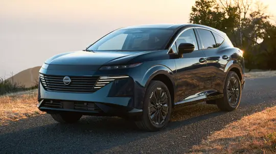 Разработка нового поколения этого японского кроссовера заняла 9 лет: вот что из этого вышло