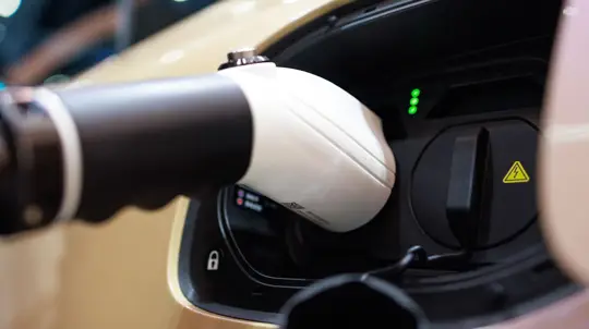 Энергия из воздуха: найден способ продлить запас хода электрокаров благодаря этому