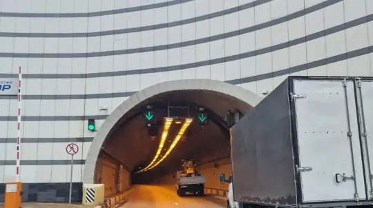 22 километра инноваций: Китай завершил главный проект десятилетия для автомобилистов