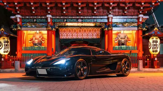 Гиперкар с историей уйдет с молотка: сколько планируется выручить