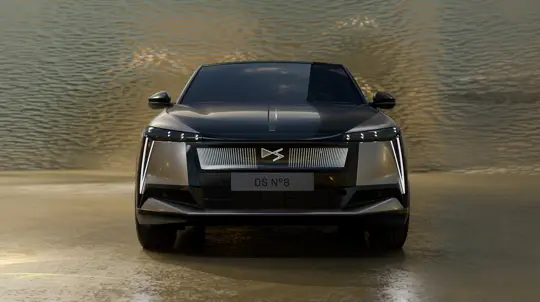 Французский ответ Bentley и Rolls-Royce: DS бросает вызов элите автопрома