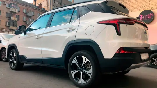 Российские автомобили терпят фиаско: планы Собянина с треском провалились