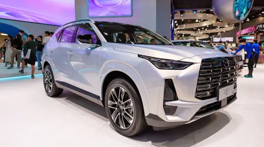 Toyota RAV4 и Haval F7 получили конкурента: он дешевле и круче их вместе взятых