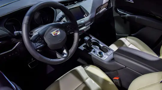 Cadillac Lyriq-V: новое звучание электрической эры от V-Series