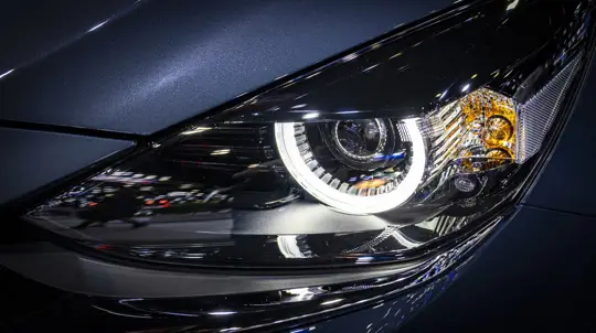 Одним движением руки культовая Mazda превращается в Yaris: японцы пошли на решительный шаг