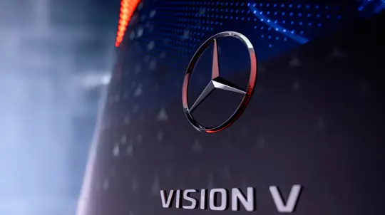 Новый электрический Mercedes V-Class обещает изменить класс люксовых минивэнов