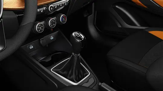 Vesta теперь разгоняется до «сотни» за 10,6 секунды: отечественная модель получила долгожданное обновление