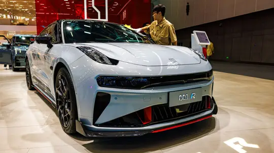 Осенью в Россию придут самые инновационные автомобили, которые пользуются популярностью у соотечественников: теперь официально с гарантией