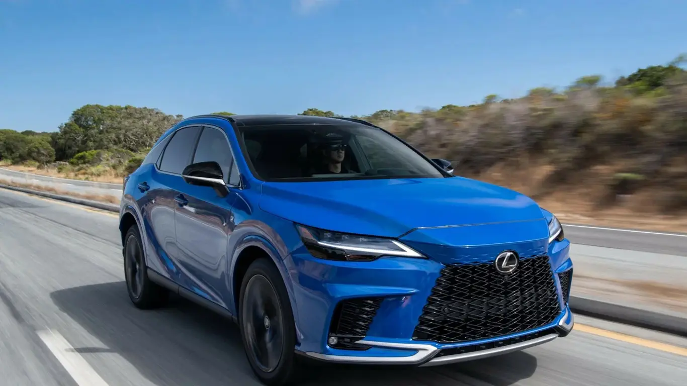 Японская надежность с гарантией: россиянам предлагают беспроблемный Lexus