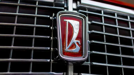 Отечественный автомобиль с роторным двигателем: у россиян появилась уникальная возможность купить редкую машину