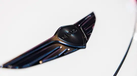 Черная роскошь по-корейски для американцев: новая альтернатива Maybach выходит на рынок