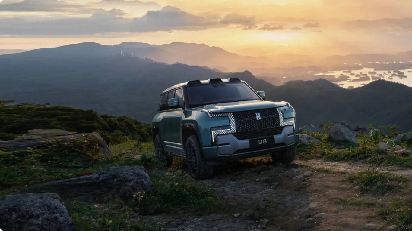 BYD Yangwan U8: гибридный внедорожник, определяющий будущее