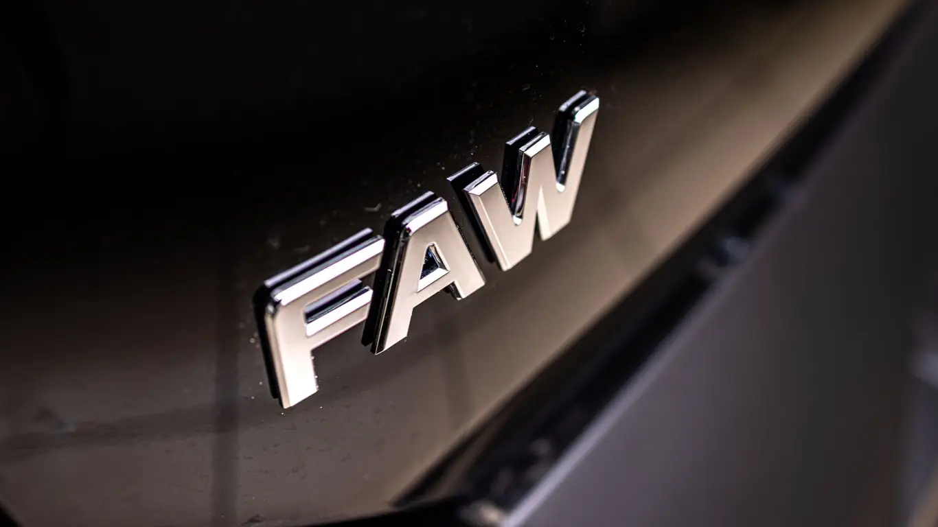 Автомобили FAW: недорогие и привлекательные