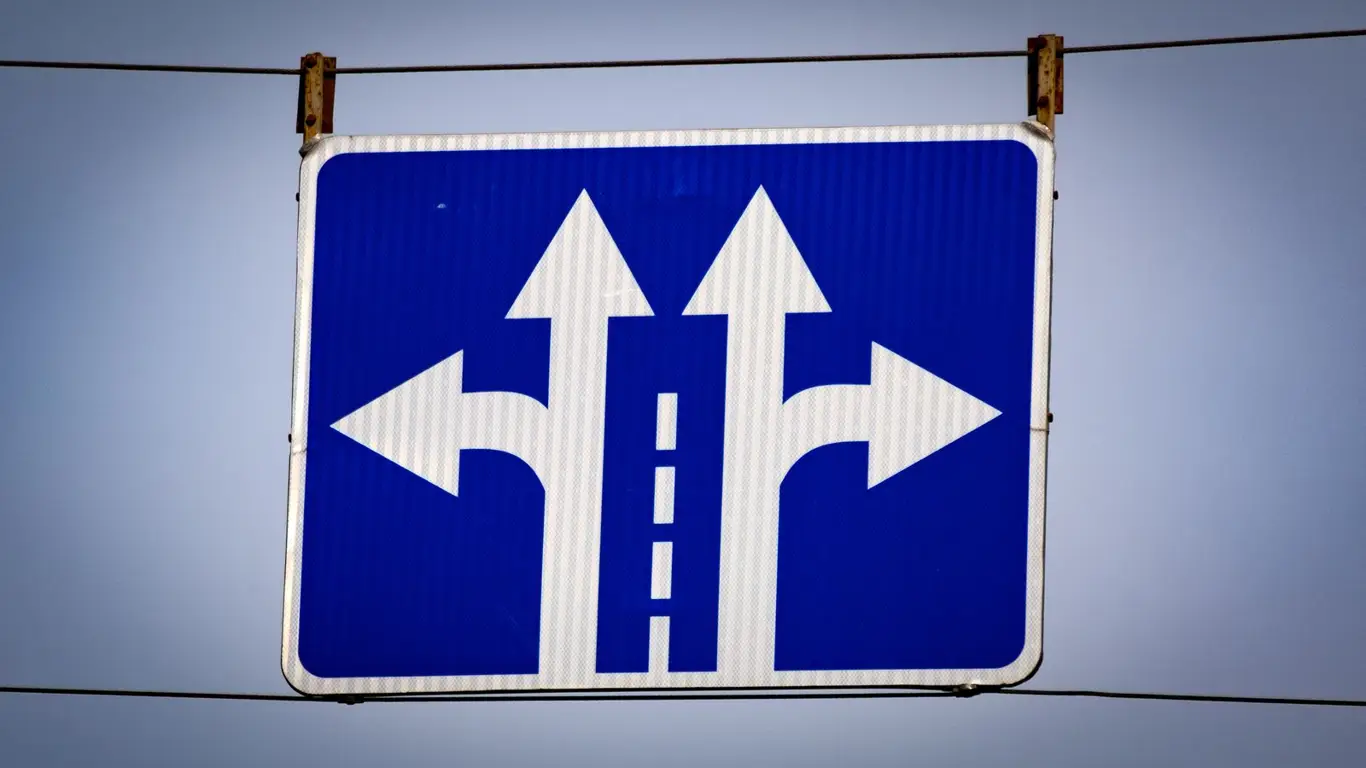 10 секретов безопасного вождения: как сохранить жизнь на дороге