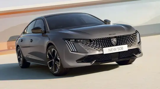 32CARS изучил цены и отзывы владельцев Peugeot 508