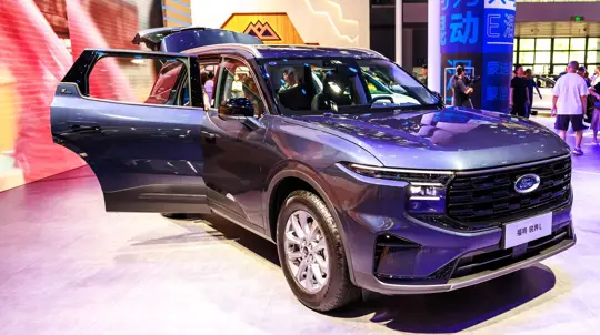 Владельцы Ford Edge назвали главные плюсы и недостатки кроссовера